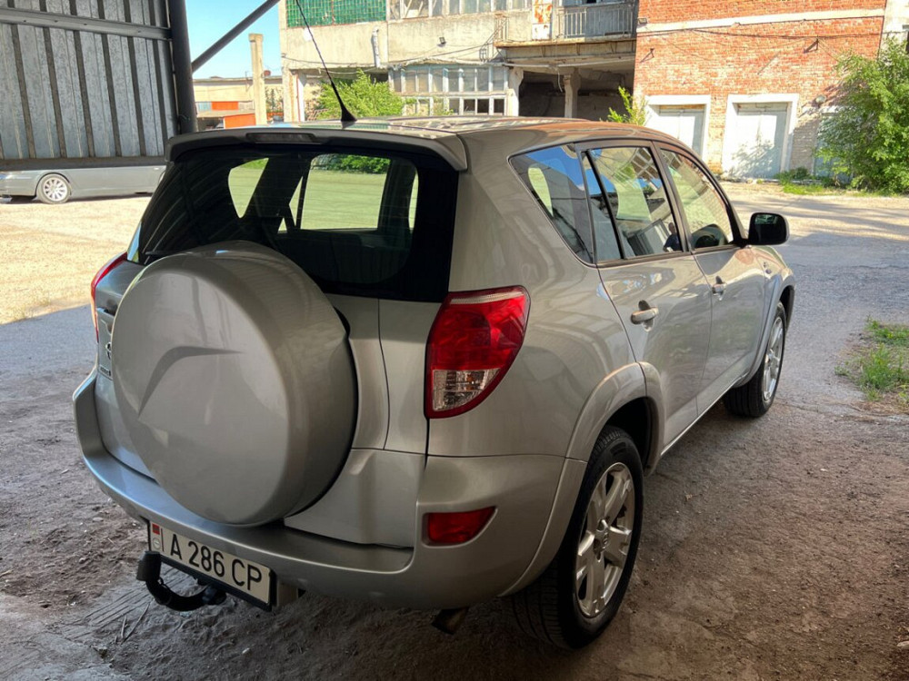 Toyota RAV4 2007 год Бендеры Бендеры - изображение 5