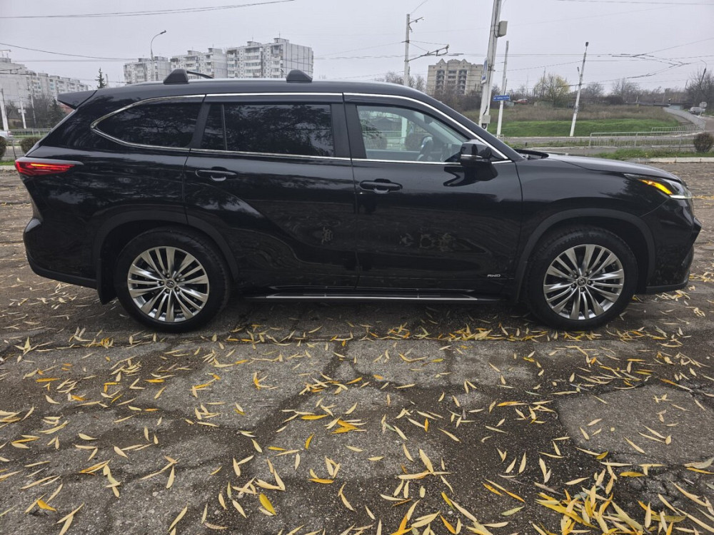 Toyota Highlander 2023 год Бендеры Бендеры - изображение 5