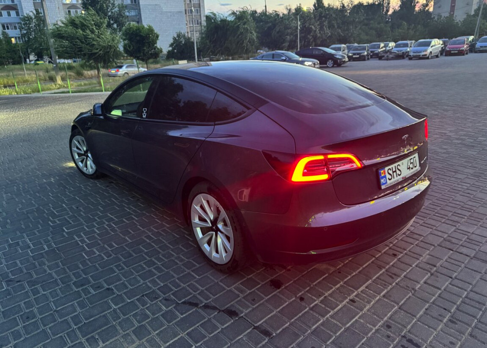Tesla Model 3 2022 год Тирасполь Тирасполь - изображение 4