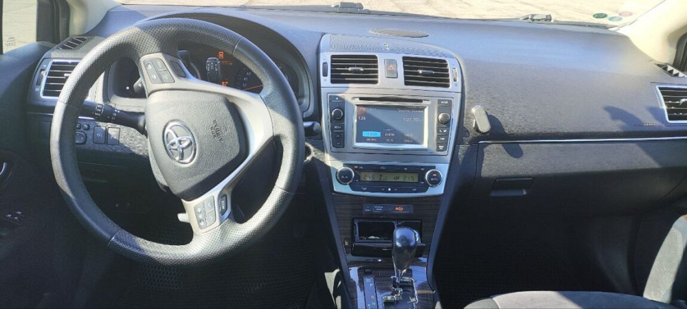 Toyota Avensis 2013 год Рыбница Рыбница - изображение 3