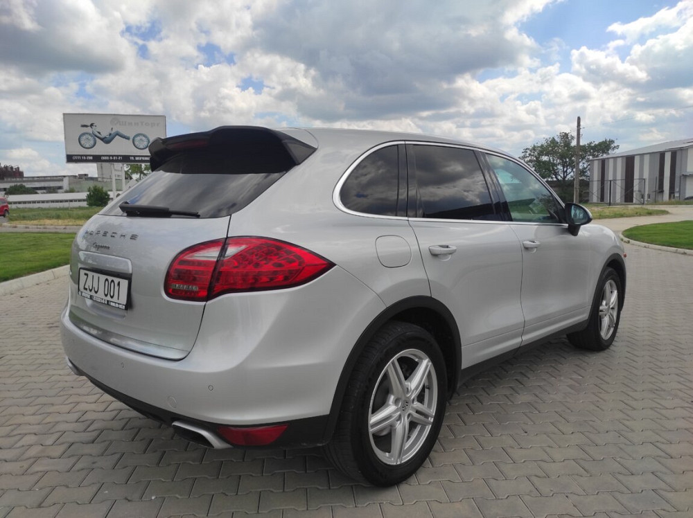 Porsche Cayenne 2012 год Тирасполь Тирасполь - изображение 2
