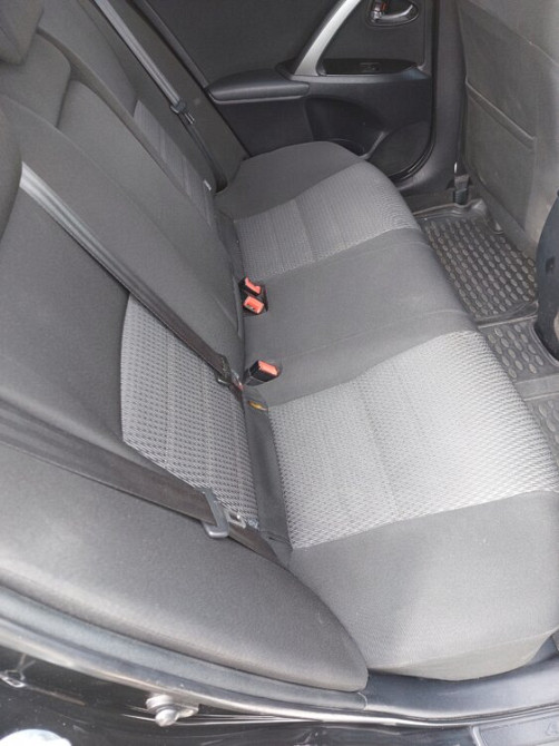 Toyota Avensis 2013 год Кишинёв Кишинёв - изображение 8