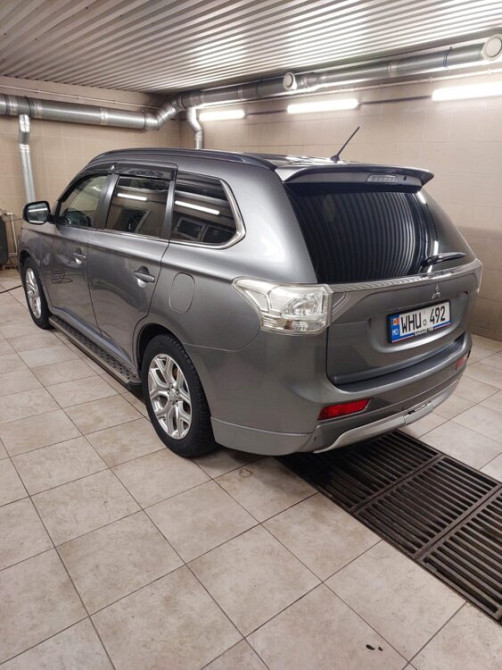 Mitsubishi Outlander 2014 год Кишинёв Кишинёв - изображение 4