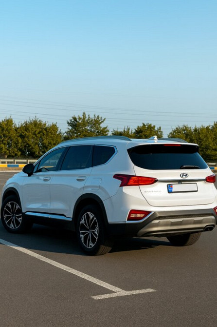 Hyundai Santa Fe 2019 год Тирасполь Тирасполь - изображение 2