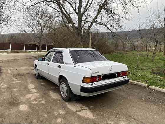 Mercedes 190 (W201) 1990 год Бендеры Бендеры