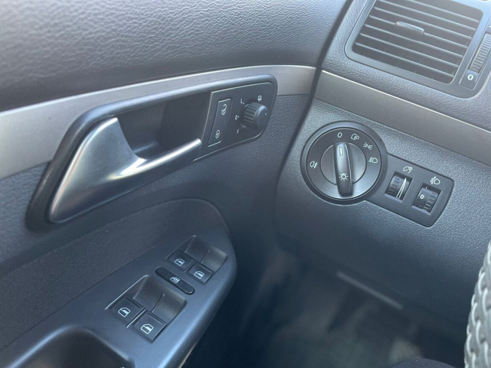 Volkswagen Touran 2006 год Григориополь Григориополь - изображение 6