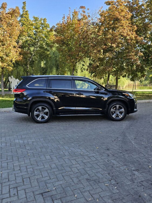 Toyota Highlander 2018 an Tiraspol Tiraspol - fotografie 4