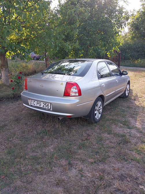 Kia Shuma 2004 год Кишинёв Кишинёв - изображение 5