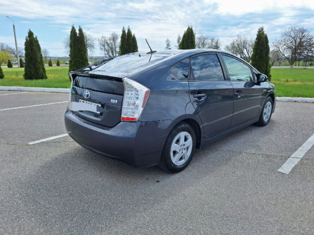 Toyota Prius 2011 год Бендеры Бендеры - изображение 4