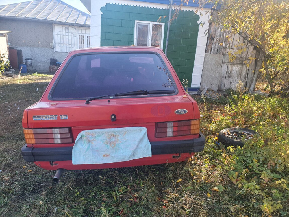Ford Escort 1986 год Тирасполь Тирасполь - изображение 3