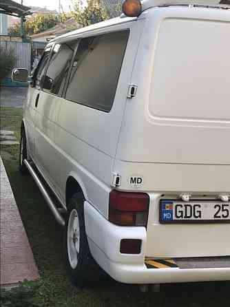 Volkswagen Transporter 1998 год Бендеры Бендеры
