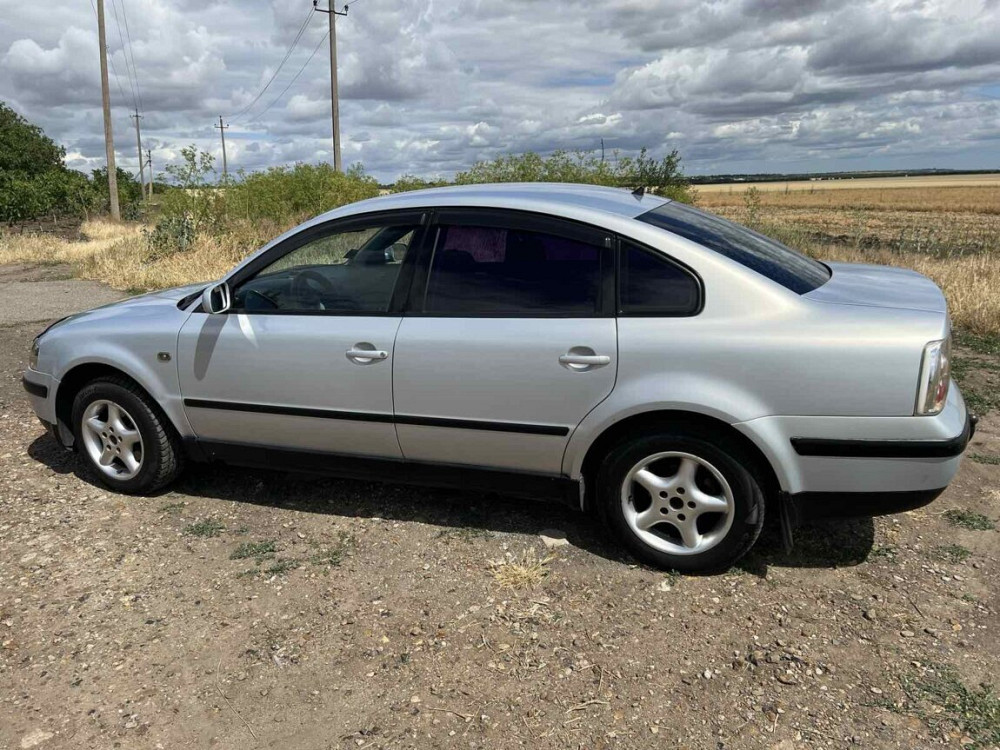 Volkswagen Passat 1999 an Slobozia Slobozia - fotografie 4