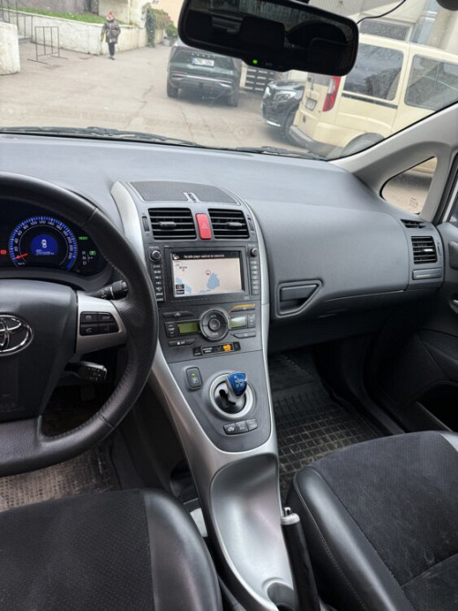 Toyota Auris 2010 год Кишинёв Кишинёв - изображение 9