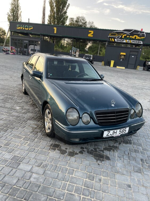 Mercedes E-Class 2000 год Тирасполь Тирасполь - изображение 3
