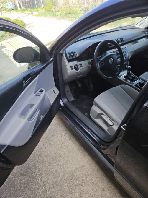 Volkswagen Passat 2005 год Дубоссары Дубоссары - изображение 4