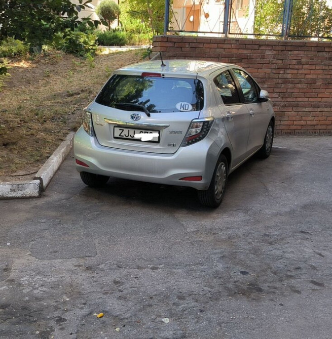 Toyota Yaris 2012 год Тирасполь Тирасполь - изображение 2