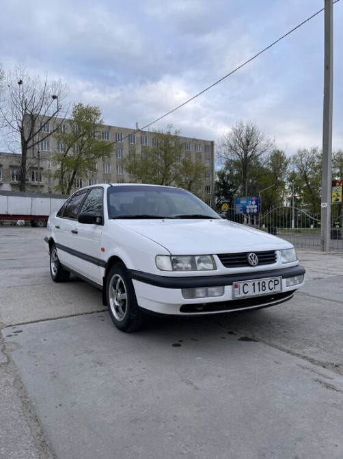 Volkswagen Passat 1995 год Тирасполь Тирасполь - изображение 3