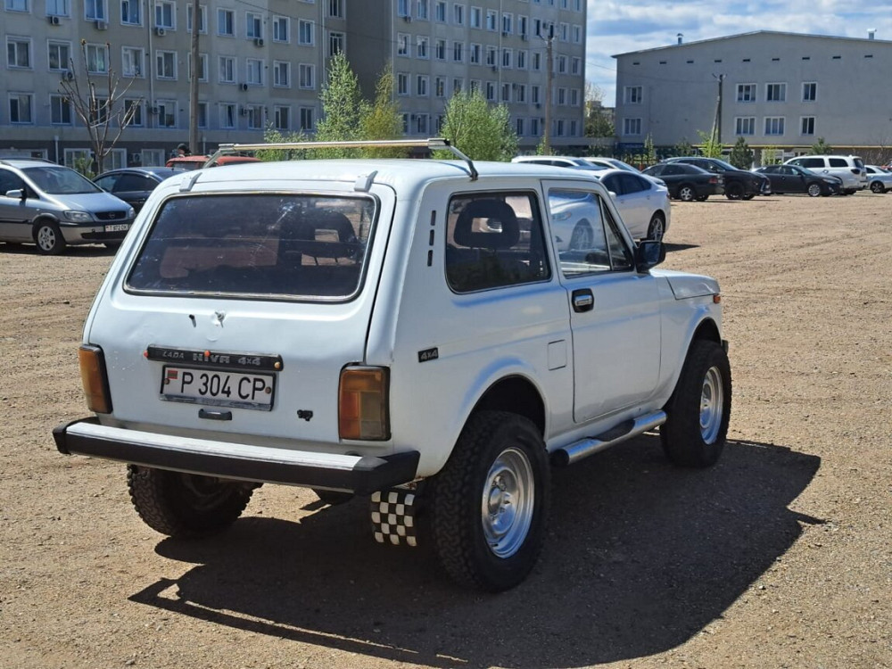 ВАЗ / Lada Niva 1998 год Тирасполь Тирасполь - изображение 2