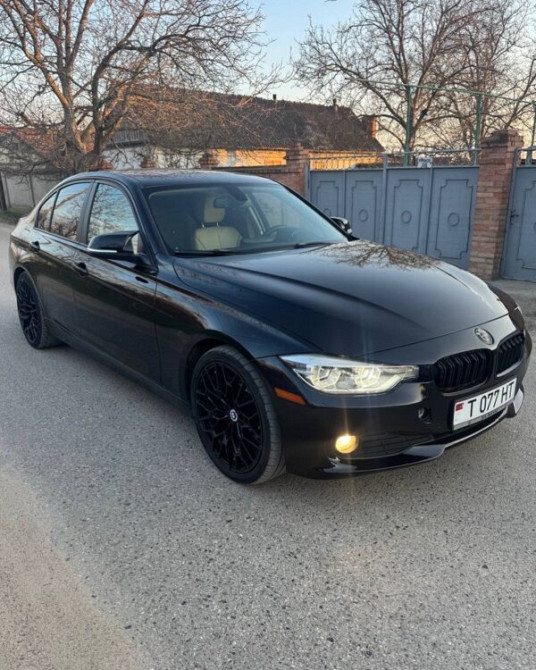 BMW seria 3 2014 an Tiraspol Tiraspol - fotografie 3