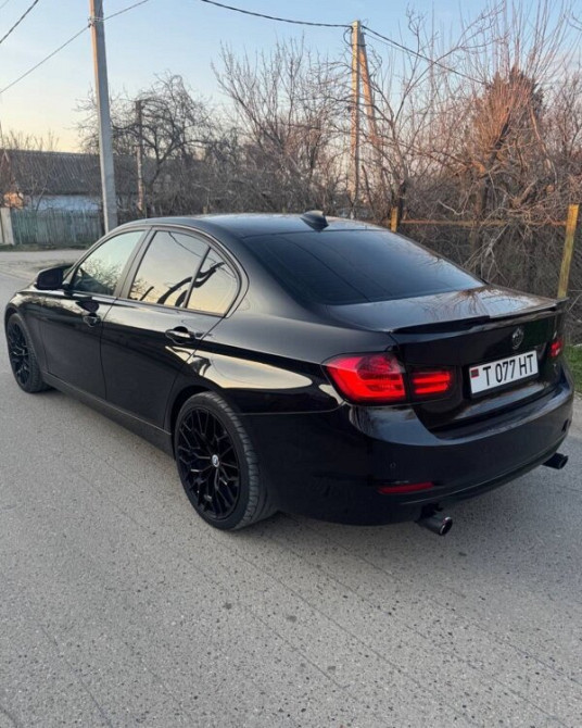 BMW seria 3 2014 an Tiraspol Tiraspol - fotografie 4