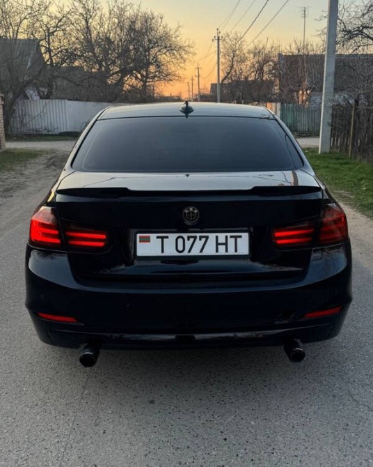 BMW seria 3 2014 an Tiraspol Tiraspol - fotografie 6