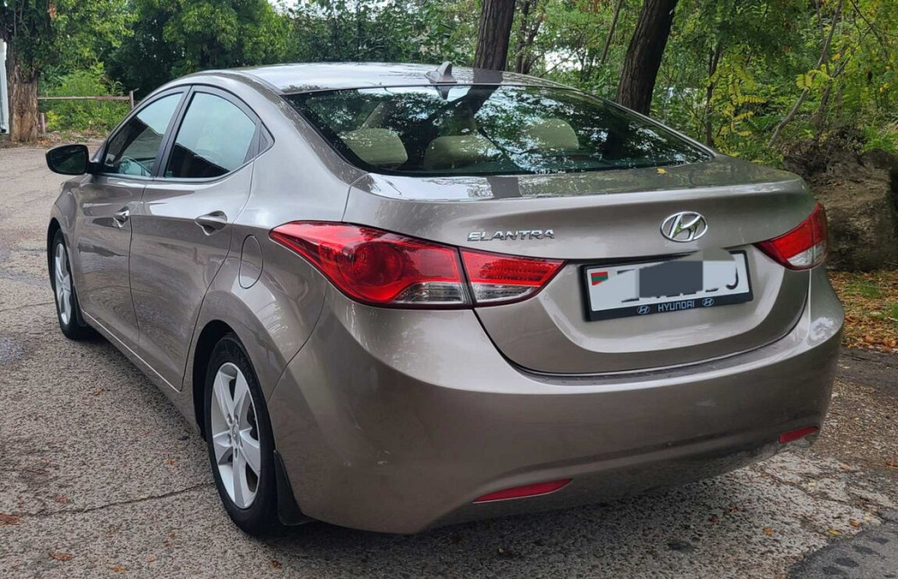 Hyundai Elantra 2013 год Тирасполь Тирасполь - изображение 3