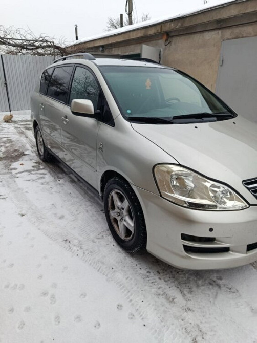 Toyota Avensis Verso 2005 an Tiraspol Tiraspol - fotografie 2
