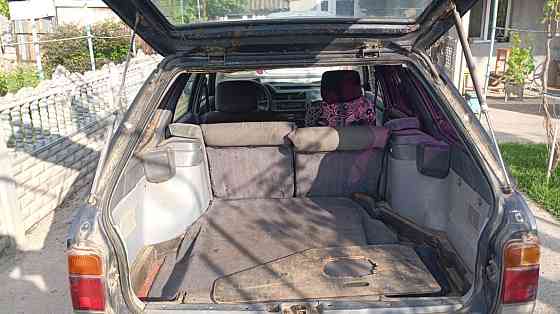 Nissan Bluebird 1990 год Тирасполь Тирасполь