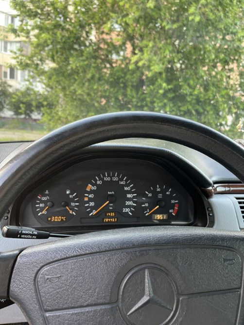 Mercedes E-Class 1996 год Тирасполь Тирасполь - изображение 8