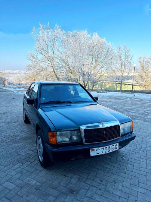 Mercedes 190 (W201) 1986 год Суклея Суклея - изображение 1