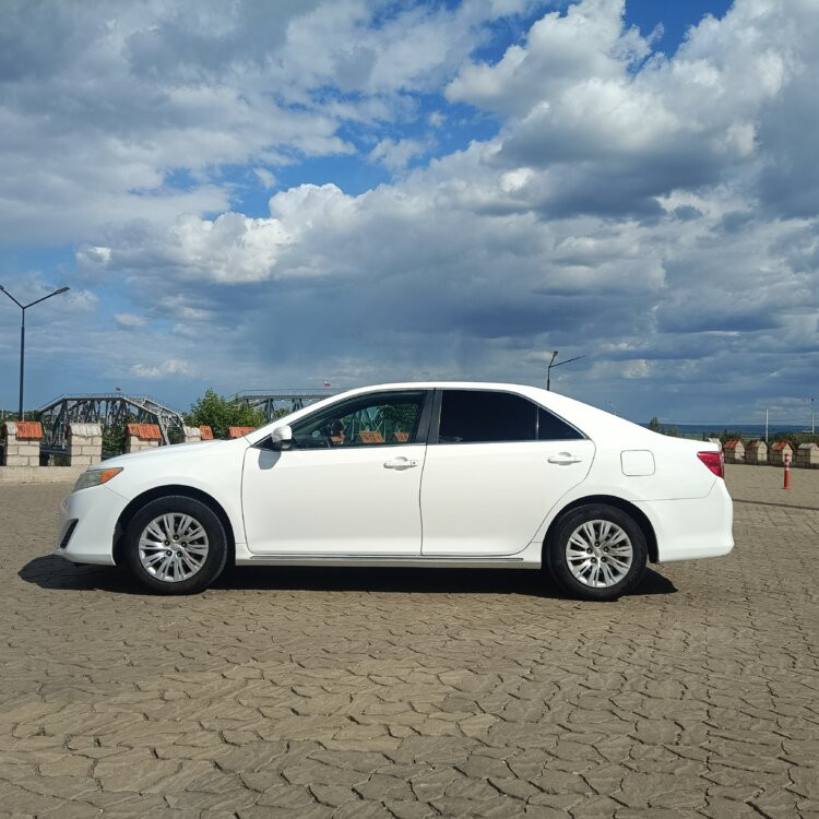 Toyota Camry 2011 год Бендеры Бендеры - изображение 3