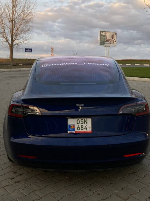 Tesla Model 3 2018 год Тирасполь Тирасполь - изображение 6