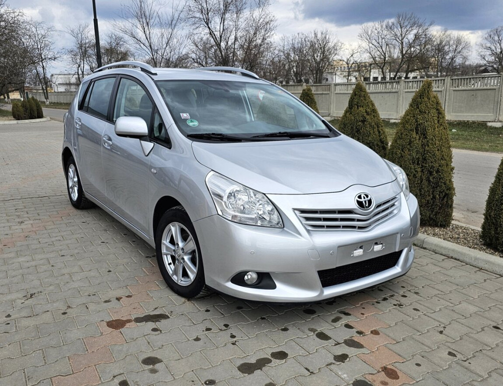 Toyota Verso 2012 год Тирасполь Тирасполь - изображение 5