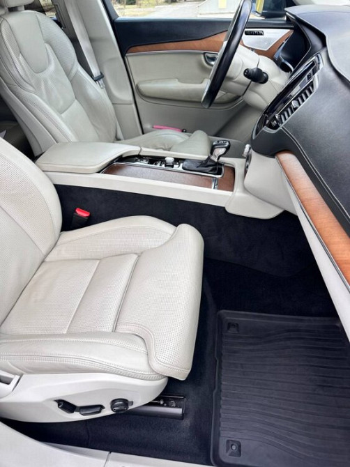 Volvo XC90 2017 an Tiraspol Tiraspol - fotografie 1