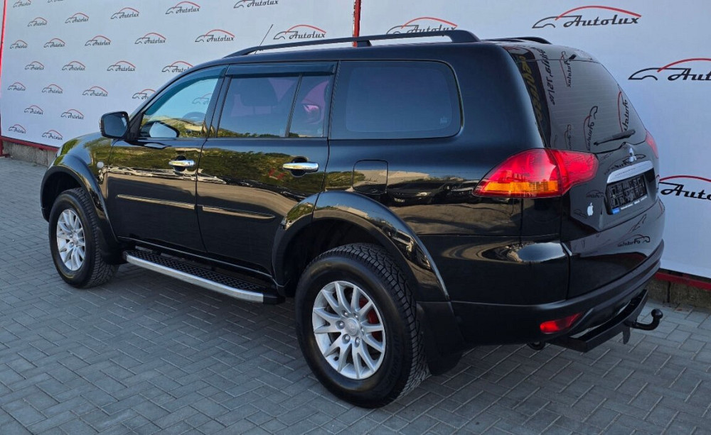 Mitsubishi Pajero 2011 an Chişinău Chişinău - fotografie 4