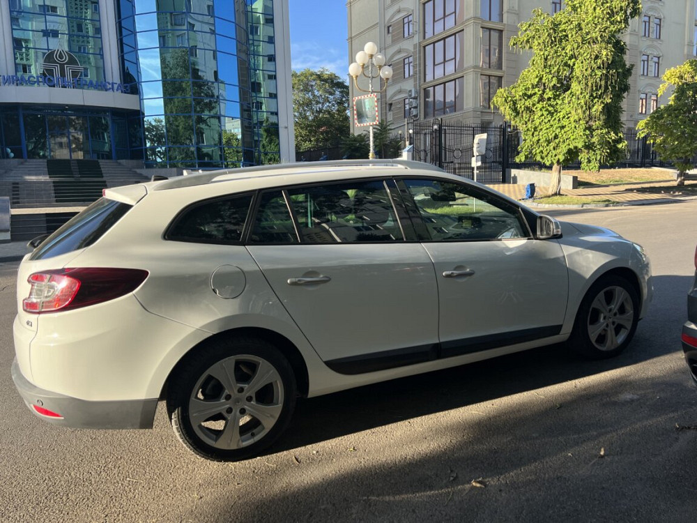 Renault Megane 2010 год Тирасполь Тирасполь - изображение 5