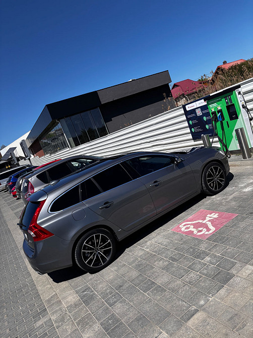 Volvo V60 2015 год Кишинёв Кишинёв - изображение 7
