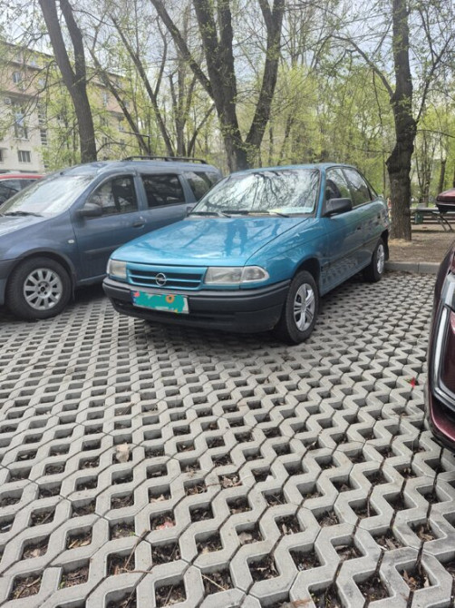 Opel Astra 1994 год Кишинёв Кишинёв - изображение 2