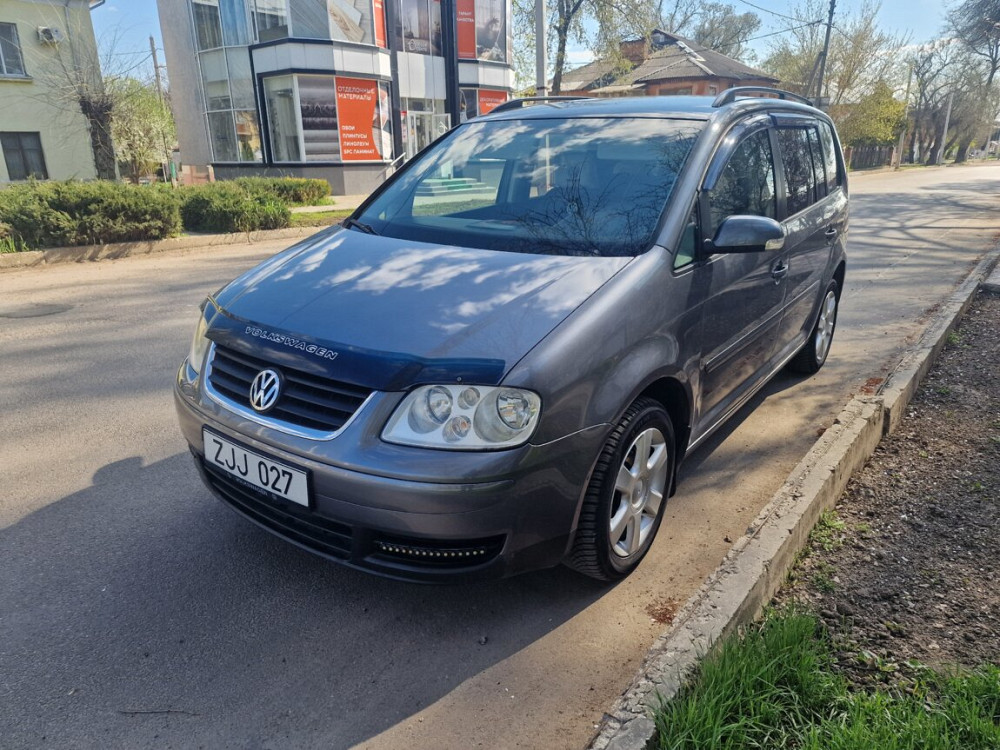 Volkswagen Touran 2006 год Тирасполь Тирасполь - изображение 1