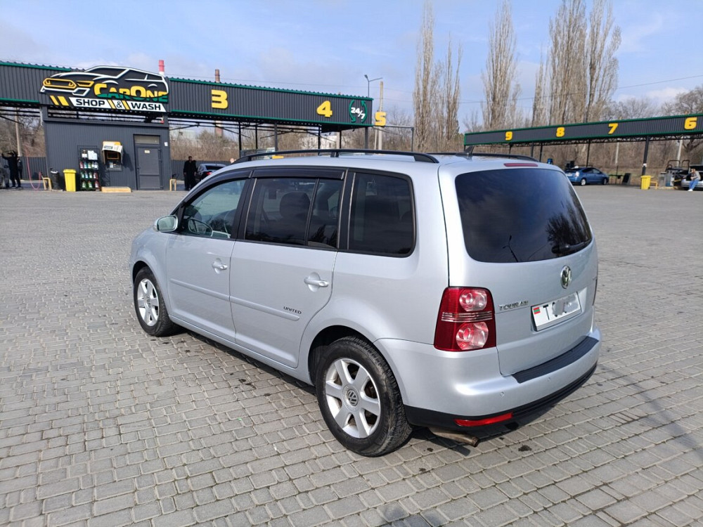 Volkswagen Touran 2007 an Tiraspol Tiraspol - fotografie 2