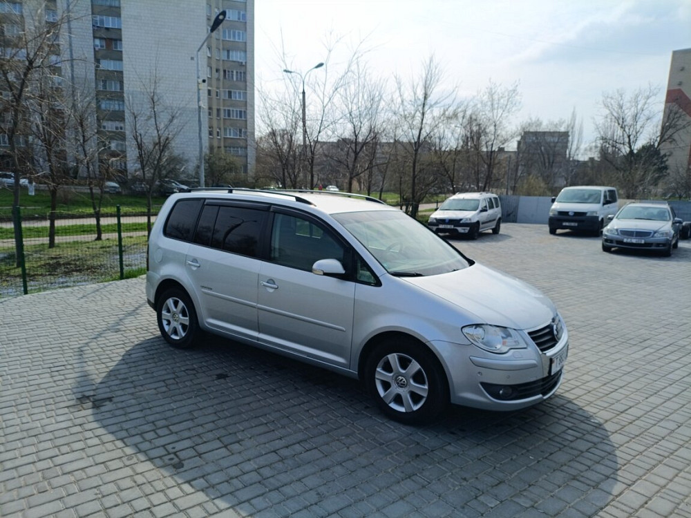 Volkswagen Touran 2007 an Tiraspol Tiraspol - fotografie 4