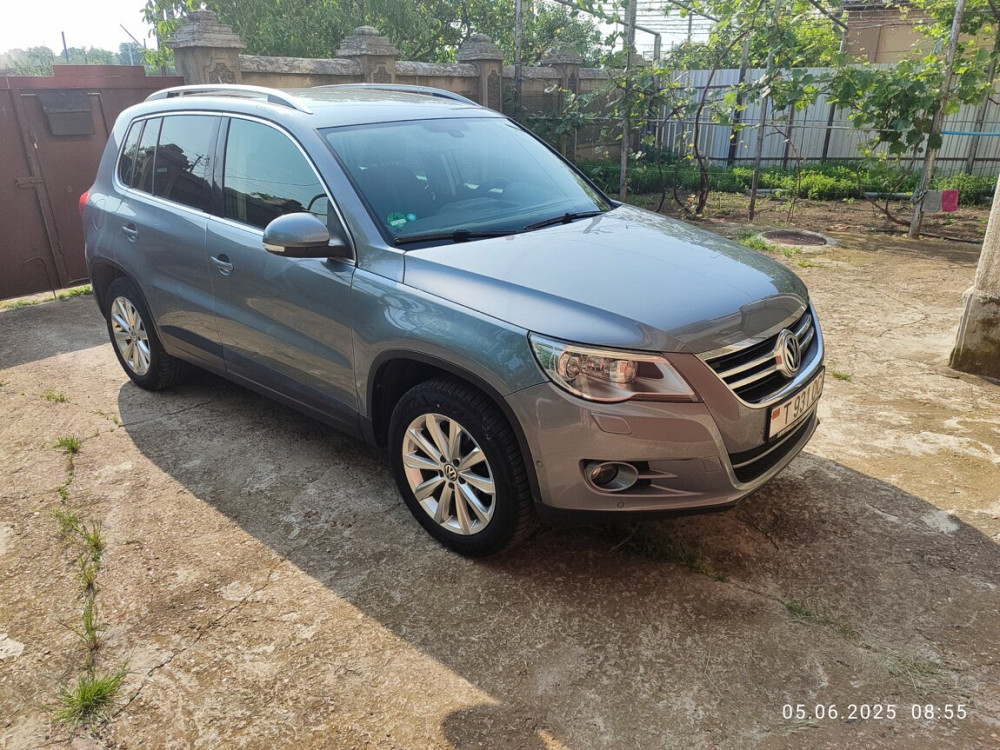 Volkswagen Tiguan 2010 год Тирасполь Тирасполь - изображение 1