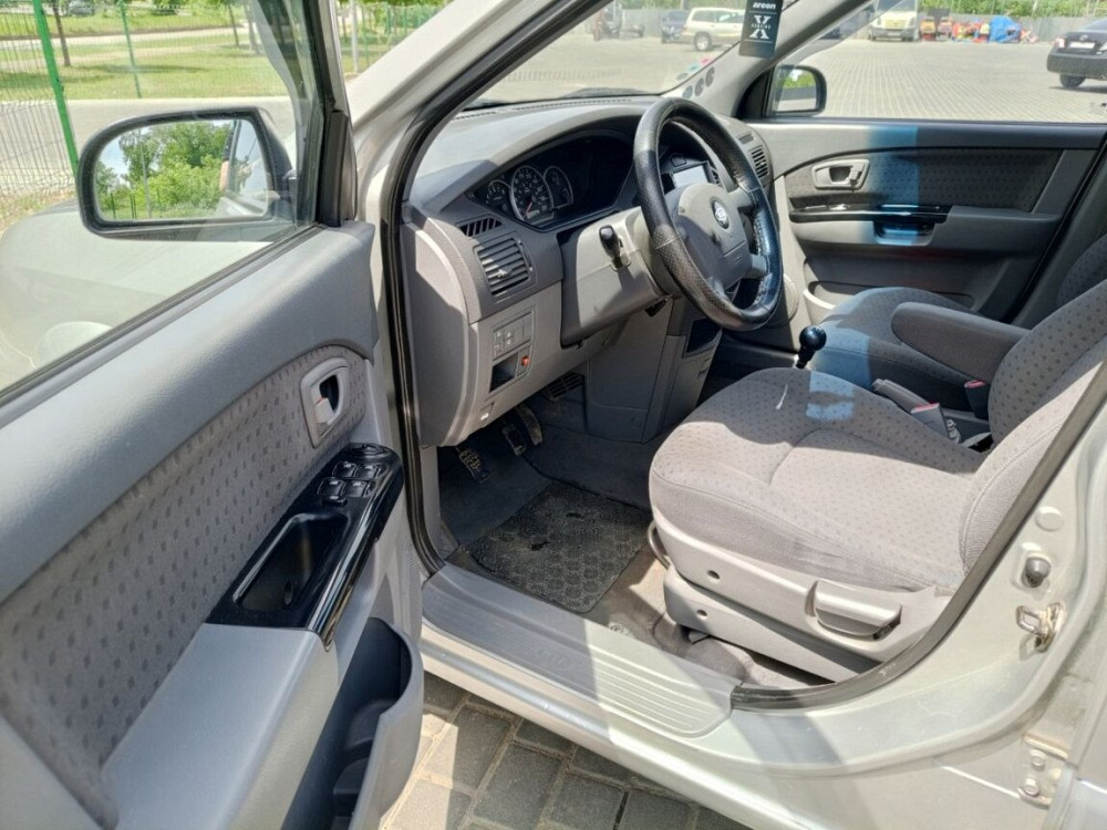 Kia Carens 2005 год Тирасполь Тирасполь - изображение 7