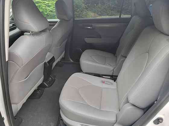 Toyota Highlander 2021 год Тирасполь Тирасполь