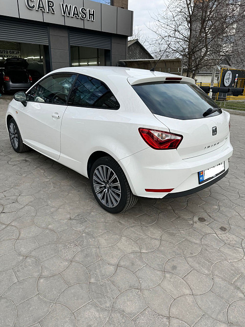 Seat Ibiza 2016 год Кишинёв Кишинёв - изображение 2