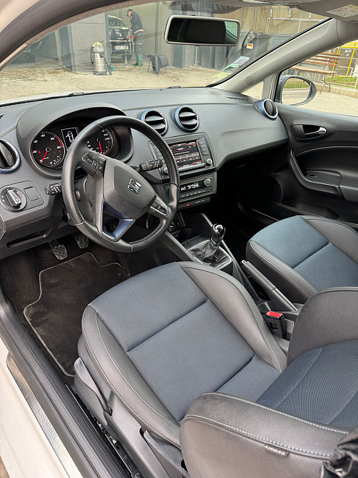 Seat Ibiza 2016 год Кишинёв Кишинёв - изображение 5