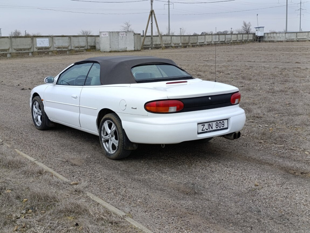 Chrysler Stratus 1997 год Бендеры Бендеры - изображение 4