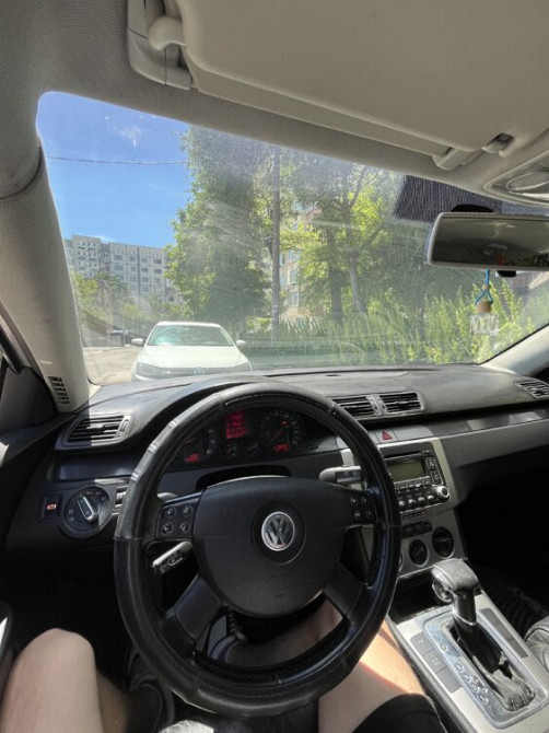 Volkswagen Passat 2006 год Кишинёв Кишинёв - изображение 3
