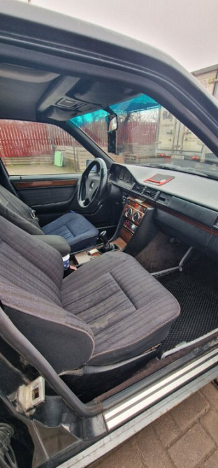 Mercedes W124 1992 год Бендеры Бендеры - изображение 6