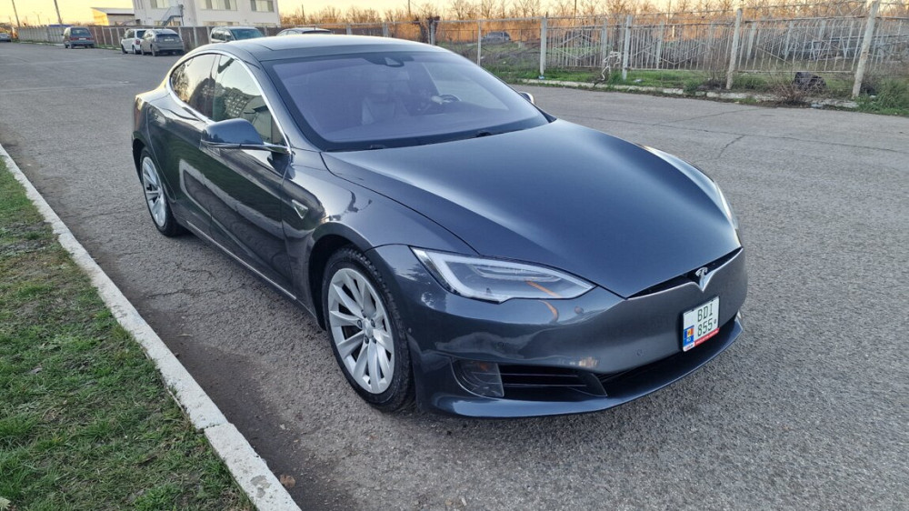 Tesla Model S 2016 год Тирасполь Тирасполь - изображение 1